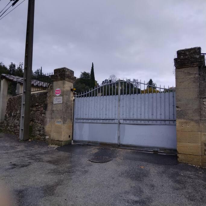 Appartamento Le Provence Avec Piscine, Climatisation Et Parking Uzès Esterno foto